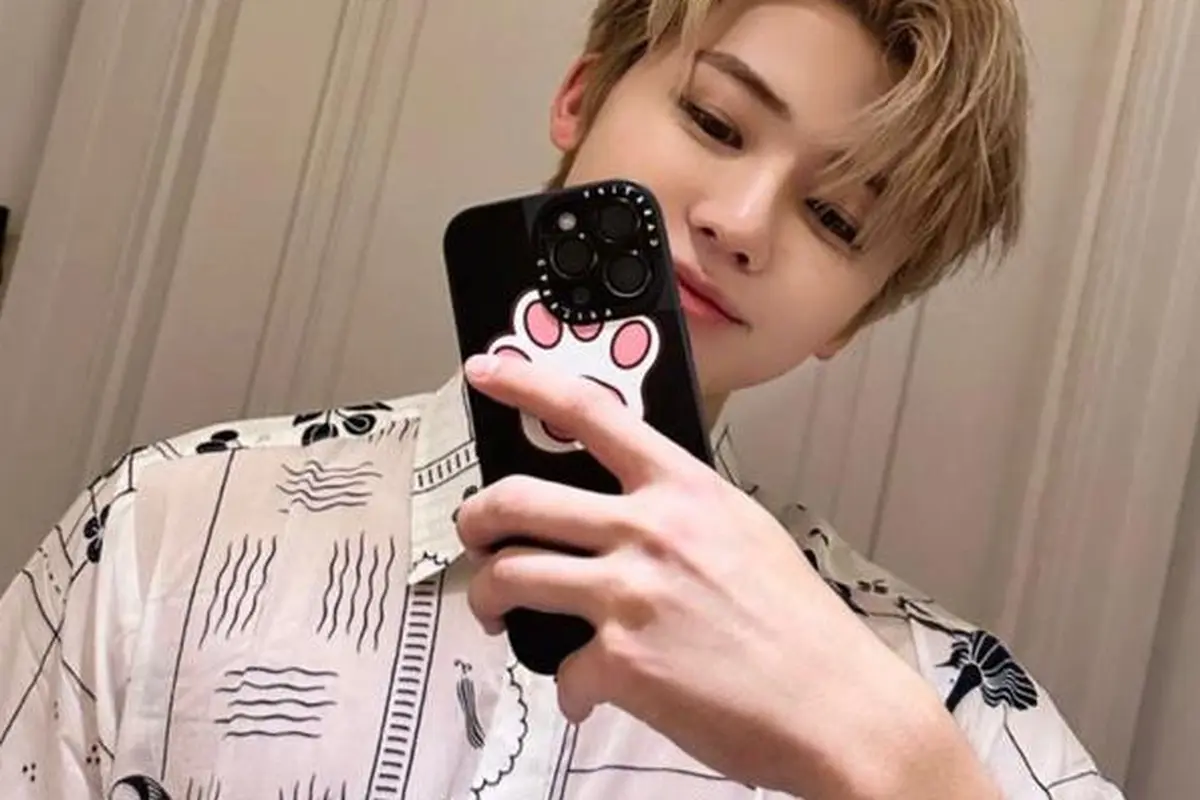 Gaya Jaemin NCT Dream Pakai Kemeja Brand Lokal Rp1,8 Juta Pasca Konser Indonesia