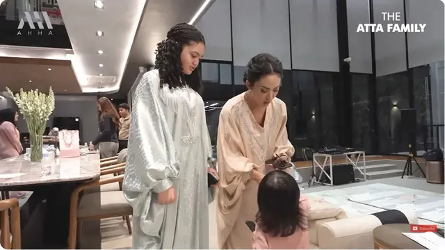 6 Potret Amora Lemos Ikut Krisdayanti Bukber di Rumah Aurel Hermansyah, Menawan