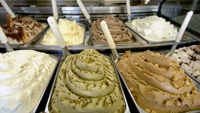 (c) shutterstock.com