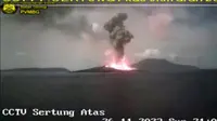 Letusan Gunung Anak Krakatau jelang libur Nataru. (Minggu, 27/11/2023). (Potongan layar aplikasi Magma Indonesia).