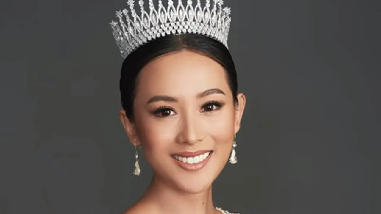 9 Potret Olivia Aten, Miss Global Indonesia dengan Paras Oriental Punya Hobi Traveling Keliling Nusantara