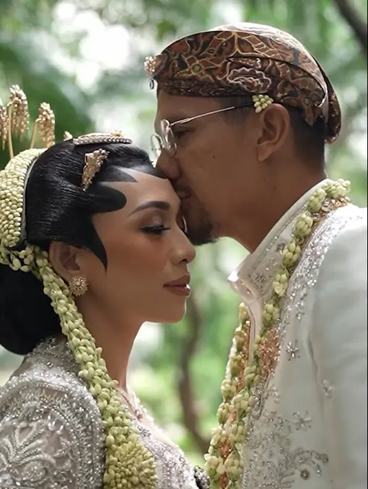 <p>Angga Puradiredja menikah [Instagram/anggapuradiredja]</p>