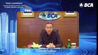 Presiden Direktur BCA, Hendra Lembong, dalam konferensi pers paparan Kinerja Semesetr I-2025, Rabu (30/7/2025). (Liputan6.com/Tira)
