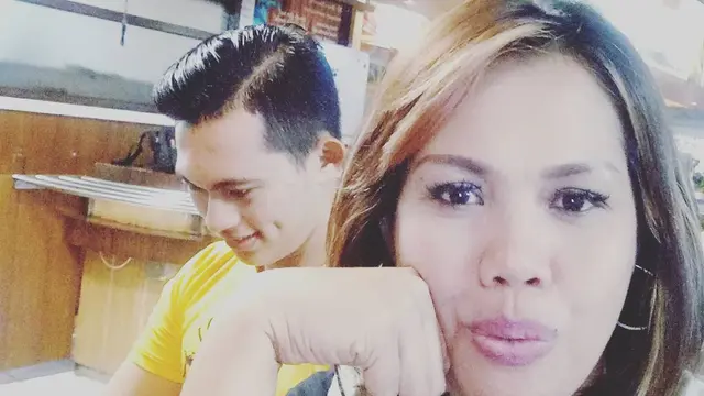 Elly Sugigi dan Irfan Sbaztian