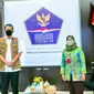 Kepala BNPB Doni Monardo bertemu dengan cucu pencetus slogan 4 sehat lima sempurna, Poorwo Soedarmo, Rini Sekartini. (Dok: BNPB)