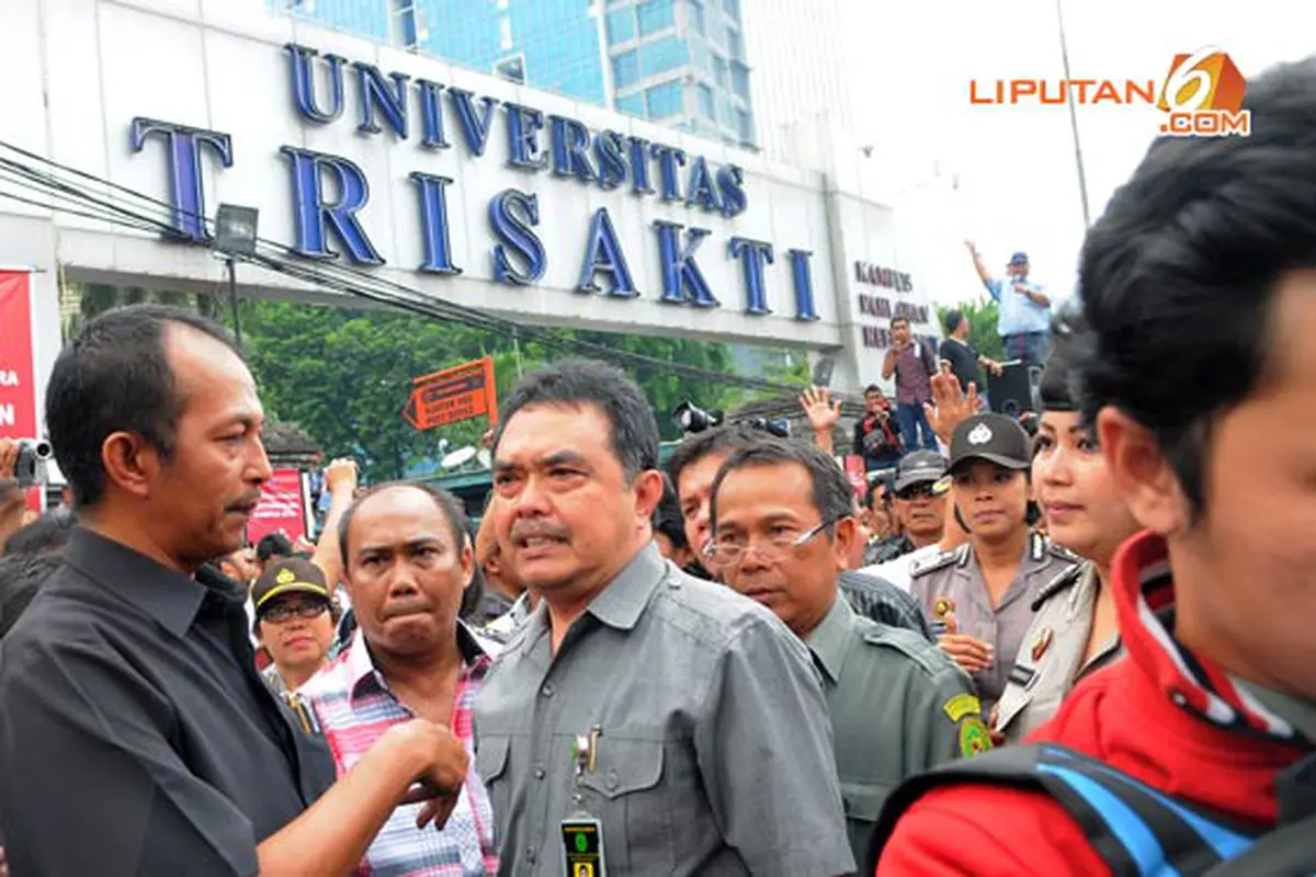 trisaktiichl-2-131106.jpg