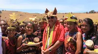 Menteri Pariwisata Arief Yahya meninjau persiapan Festival Fulan Fehan 2018. Festival ini akan berlangsung Sabtu (6/10), di Puncak Fulan Fehan