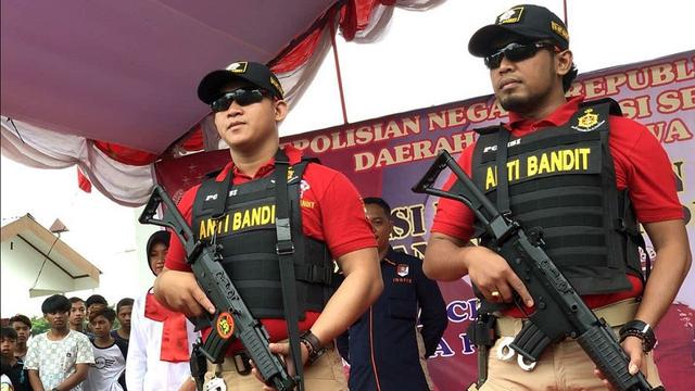 Kemasan Unik Polres Gowa Dalam Menyosialisasikan Pendaftaran Polri Zaman Now kepada Kalangan Remaja Gowa, Sulsel (Liputan6.com/ Eka Hakim)