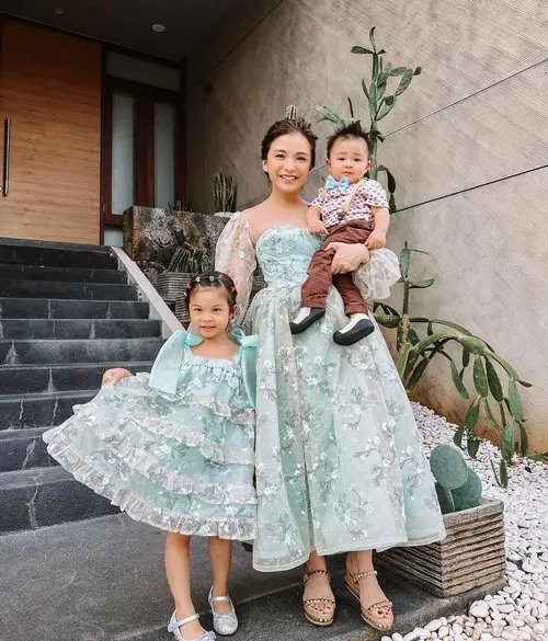Model dress on sale brokat anak2