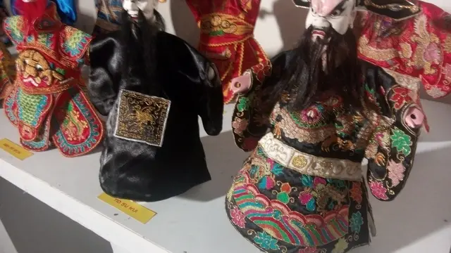 Menyingkap Misteri di Balik Wayang Potehi