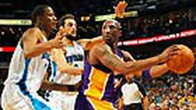Lakers Tundukkan Hornets