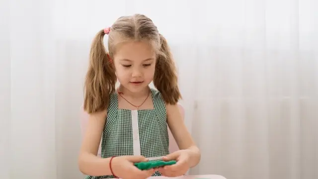 Ilustrasi Model Gelang Buat Anak (Credit: ArthurHidden/Freepik)