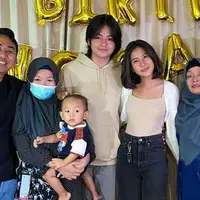 Perayaan ultah Angga Yunanda