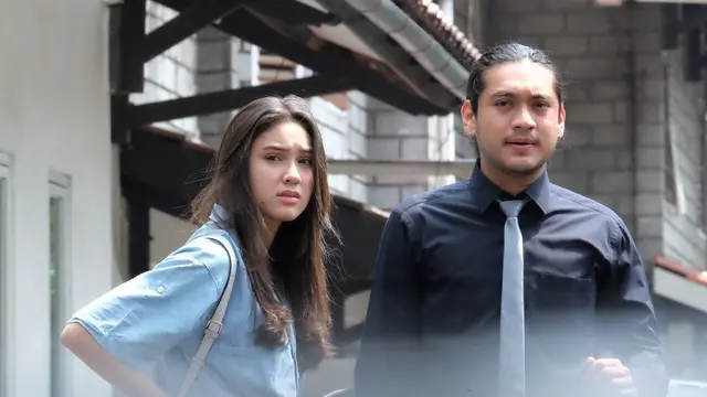 6 Potret Candid Giorgino Abraham dan Yasmin Napper saat Syuting, Bikin Baper