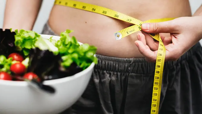 [Fimela] Berat badan naik