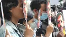 Massa aksi yang tergabung dalam Komite Aksi Solidaritas Untuk Munir (Kasum) mengggelar aksi terkait 18 tahun pembunuhan munir di depan Komnas HAM, Jakarta, Rabu (7/9/2022). Dalam aksinya mereka menuntut agar Komnas HAM untuk segera menetapkan kasus pembunuhan Munir sebagai pelanggaran HAM Berat.  (Liputan6.com/Herman Zakharia)