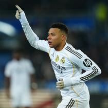 Selebrasi Kylian Mbappe dalam laga Liga Spanyol antara Alaves vs Real Madrid, Senin (15/12/2025). (AP Photo/Miguel Oses)