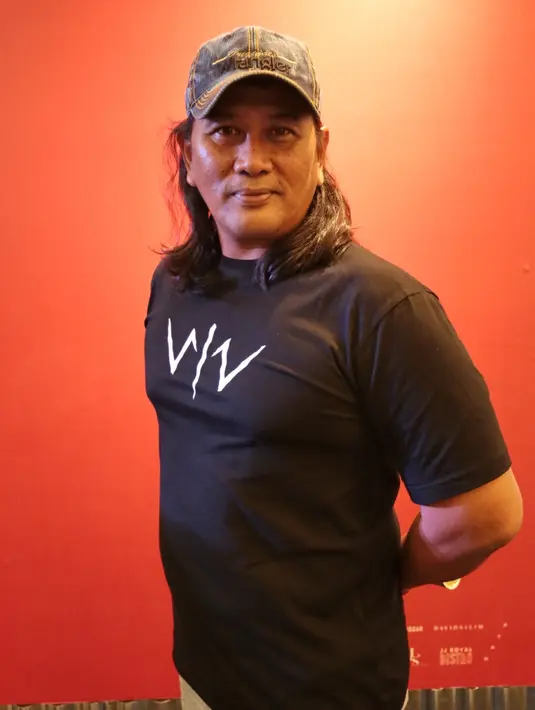 Buku Cerita Wiro Sableng karya Bastian Tito kembali digarap versi layar lebar. Film yang diproduksi Lifelike Picture dan Fox International Productions itu akan memulai syutingnya pada 21 Agustus mendatang. (Adrian Putra/Bintang.com)