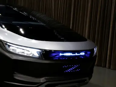 Mobil konsep Tigercar P0 saat dipamerkan pada lokakarya di Beijing, Tiongkok, Senin (7/11). Tigercar P0 adalah mobil listrik dengan desain futuristik. (REUTERS / Thomas Peter)