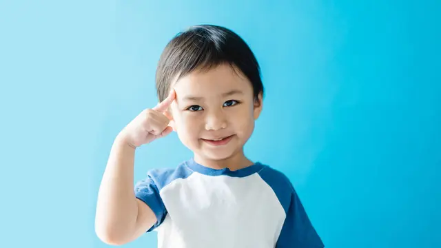 anak laki-laki imut sehat pintar