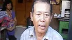 Tak mampu membiayai istrinya berobat ke rumah sakit, seorang kakek di Surabaya, Jatim rela menjual ginjalnya. Kondisi terjadi lantaran kakek bernama Iksan Dalgo itu hidup miskin.