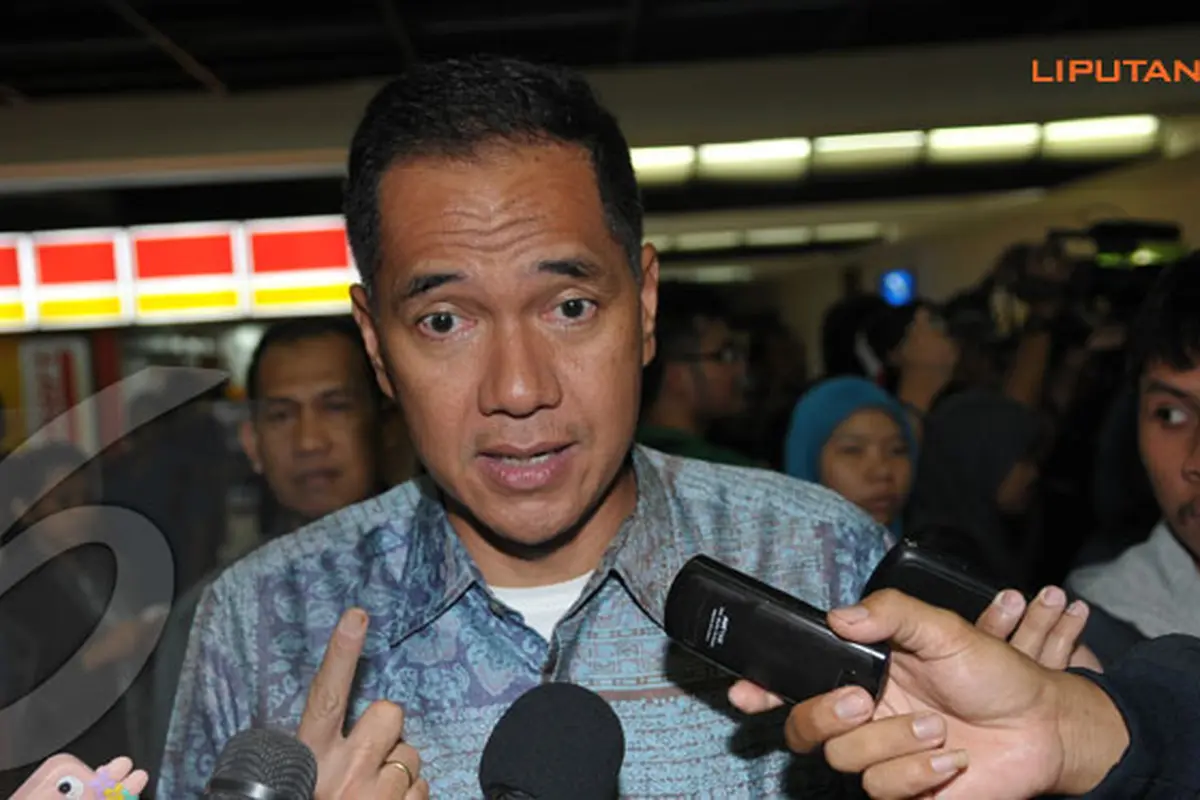 gita-iriawan-130906c.jpg