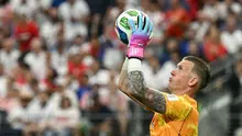Kiper Inggris #01, Jordan Pickford, menangkap bola selama pertandingan Grup L Piala Dunia 2026 antara Inggris dan Kroasia di Stadion Dallas di Arlington pada 17 Juni 2026. (Paul ELLIS/AFP)