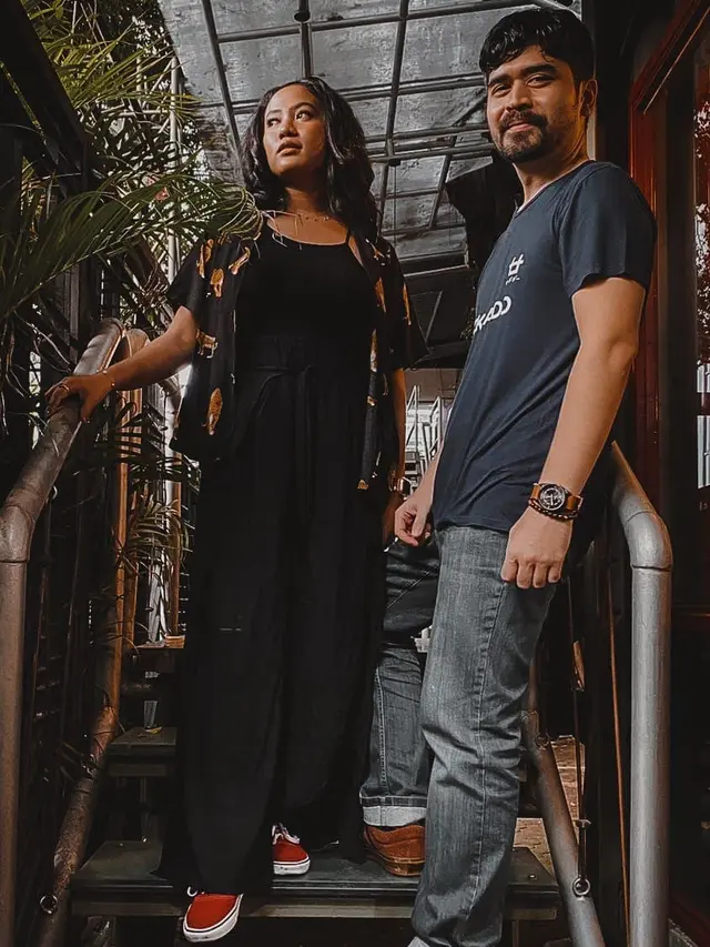 Rizky Hanggono dan pacar barunya, Deanti (https://www.instagram.com/p/CV7p5lHP4Vg/)