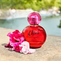 Kate Spade New York Cherie. Foto: Instagram.