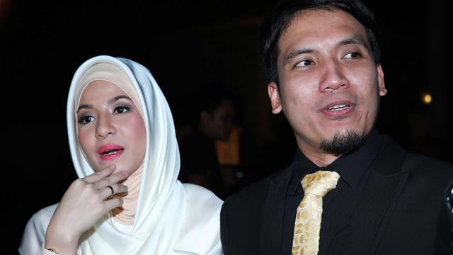 [Bintang] Desta dan Natasha Rizki