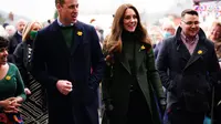 Kate Middleton dan Pangeran William mengunjungi Wales, 1 Maret 2022. (dok. Ben Birchall / POOL / AFP)