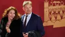 Legenda sepak bola Denmark, Peter Schmeichel, saat menghadiri Drawing Piala Dunia 2018 di Kremlin Palace, Jumat (1/12/2017). Acara tersebut dihadiri legenda sepak bola dunia. (AFP/Kirill Kudryavtsev)