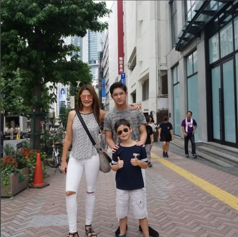 Tamara Bleszynski ajak kedua anaknya berlibur ke Jepang (Foto: Instagram)