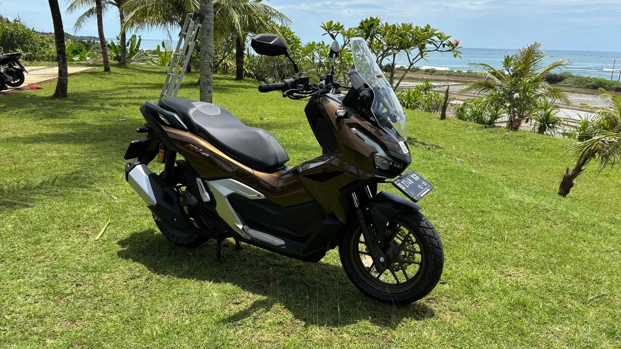 Menuju HBD 2025, Honda ADV Disiksa di Jalur Narigul hingga Garut (Arief A/Liputan6.com)
