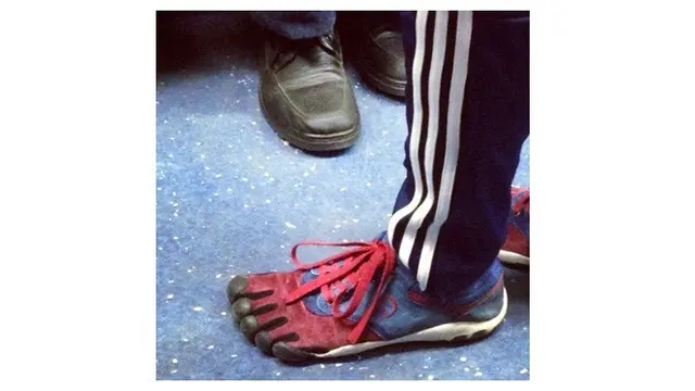 6 Desain Fashion Item Ini Nyeleneh Banget, Bikin Gagal Paham