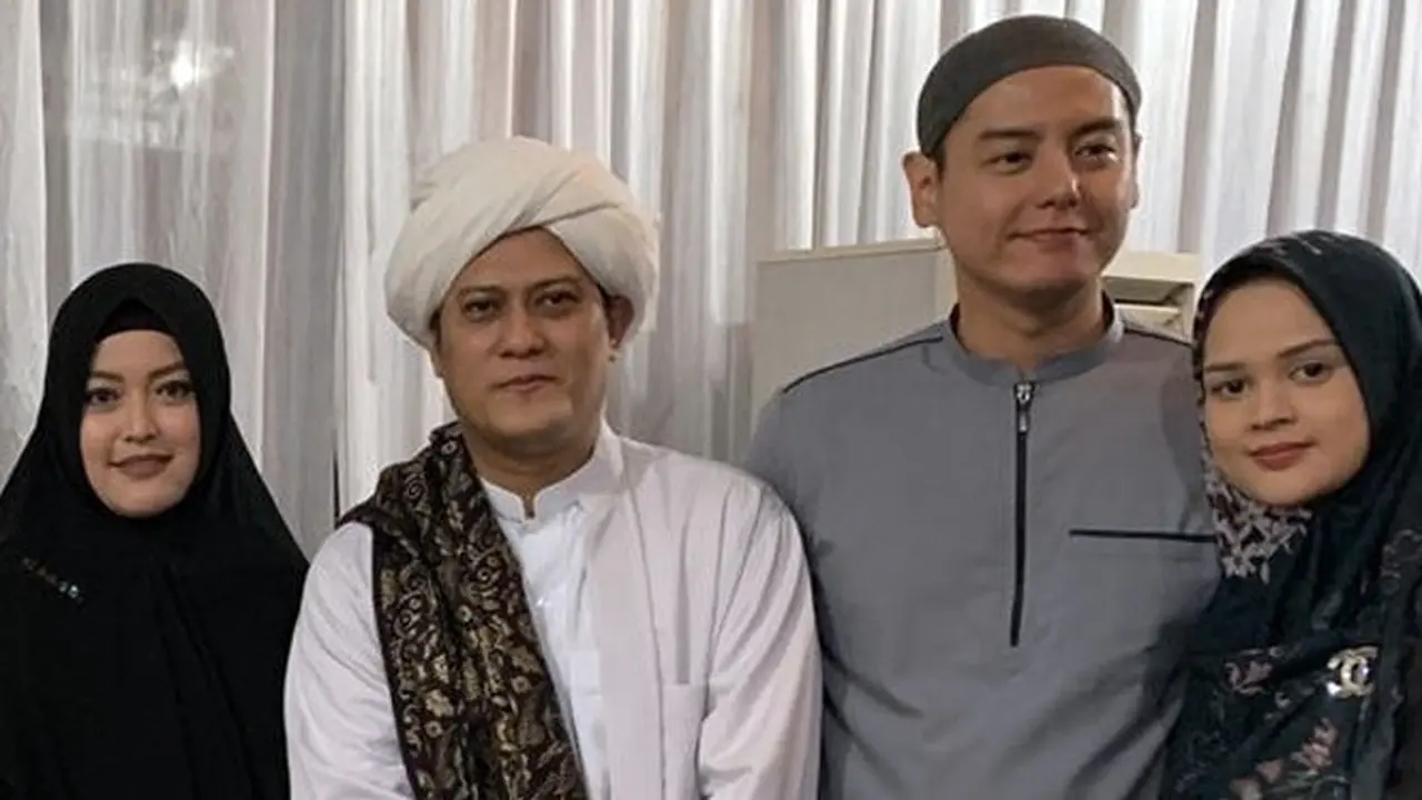 Cut Meyriska dan Roger Danuarta