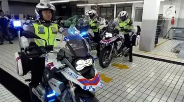 Kepolisian Republik Indonesia memilih  BMW R1200GS sebagai kendaraan patroli baru.