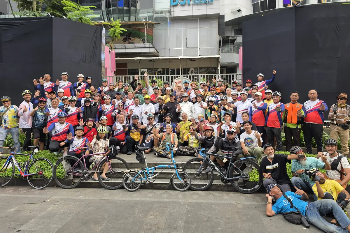 Komite Olimpiade Indonesia Rayakan World Bicycle Day