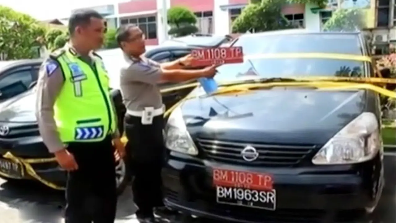 (lip6 Malam) Plat Motor