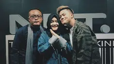 Rizky Febian da Putri Delina adalah dua anak tertua dari pelawak dan presenter terkenal yaitu Sule. (Liputan6.com/IG/rizkyfbian)