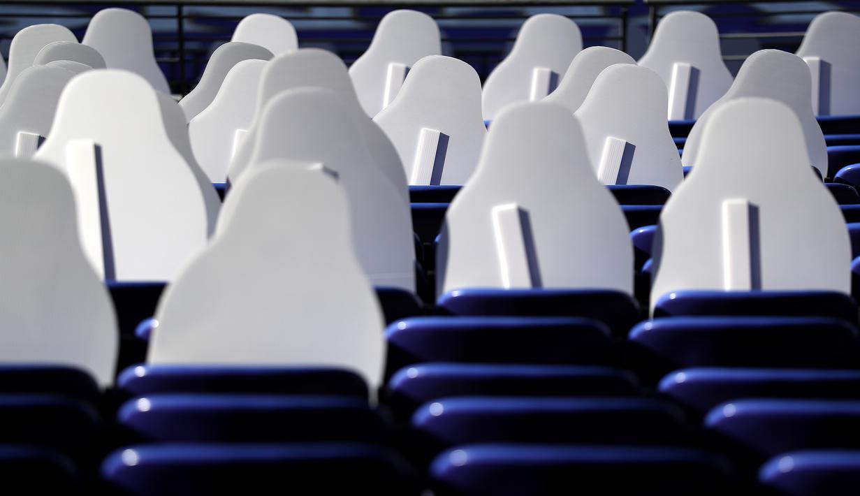 Semoga roh dari penonton palsu ini bisa menggantikan para penggemar yang asli untuk menyemangati para atlet top dunia yang sedang bertanding. (Foto: AFP/Getty Images/Patrick Smith)