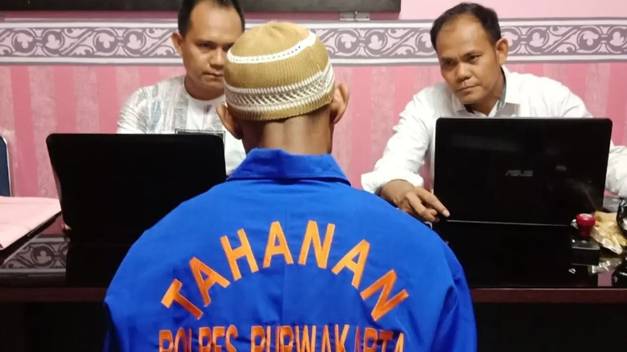 Az (25) saat diepriksa polisi (Abramena/Liputan6.com)