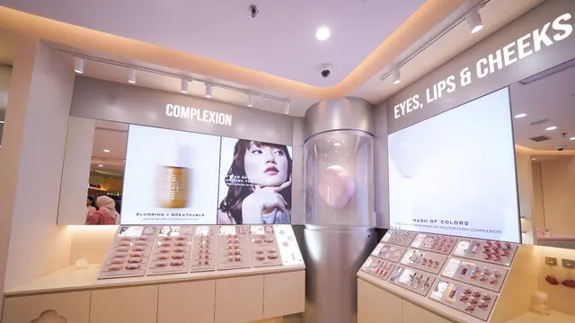 Mengintip Konsep Gerai Ketiga Rose All Day yang Bernuansa Clean dan Futuristik