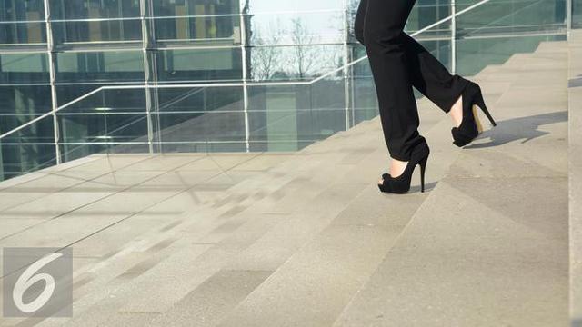 Di Kanada Dilarang Memakai Sepatu High Heels Di Kantor Mengapa Lifestyle Liputan6 Com