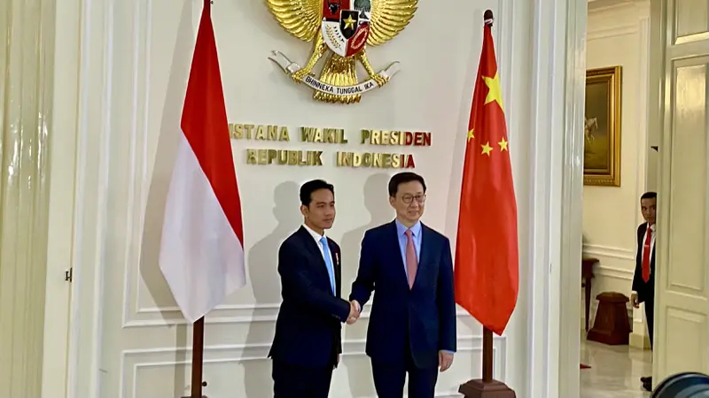 Wakil Presiden RI Gibran Rakabuming Raka menggelar jamuan makan siang untuk Wapres China, Han Zheng di Istana Wapres, Jakarta, Senin (21/10/2024).