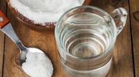 Nyeri pada Mulut? Kumur Air Garam Saja! (Alexeysun/Shutterstock)