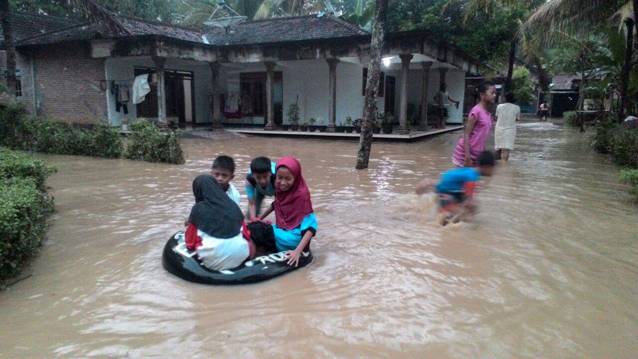 Banjir Bandang Rendam Tulungagung dan Trenggalek