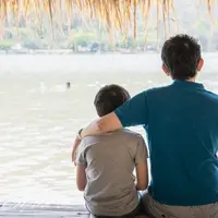 Ayah dan Anak. (foto: Pinterest/Calm Sage).