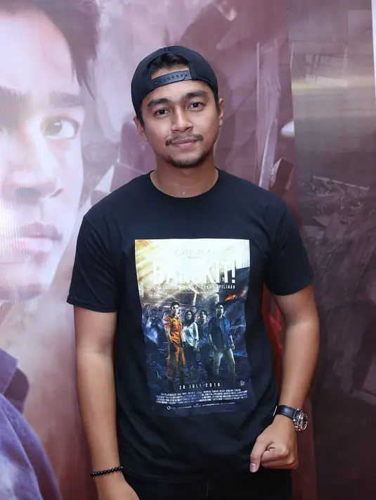 Luka-luka dan kesleo pernah dirasakan saat melakoni beberapa adegan berbahaya dalam film bangkit. Meski dalam pembuatan film, kemamanan diprioritaskan. (Nurwahyunan/Bintang.com)