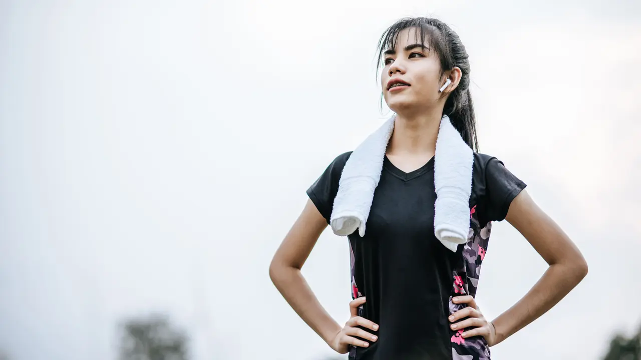 Panduan melatih pernapasan saat berlari yang bisa diikuti pemula